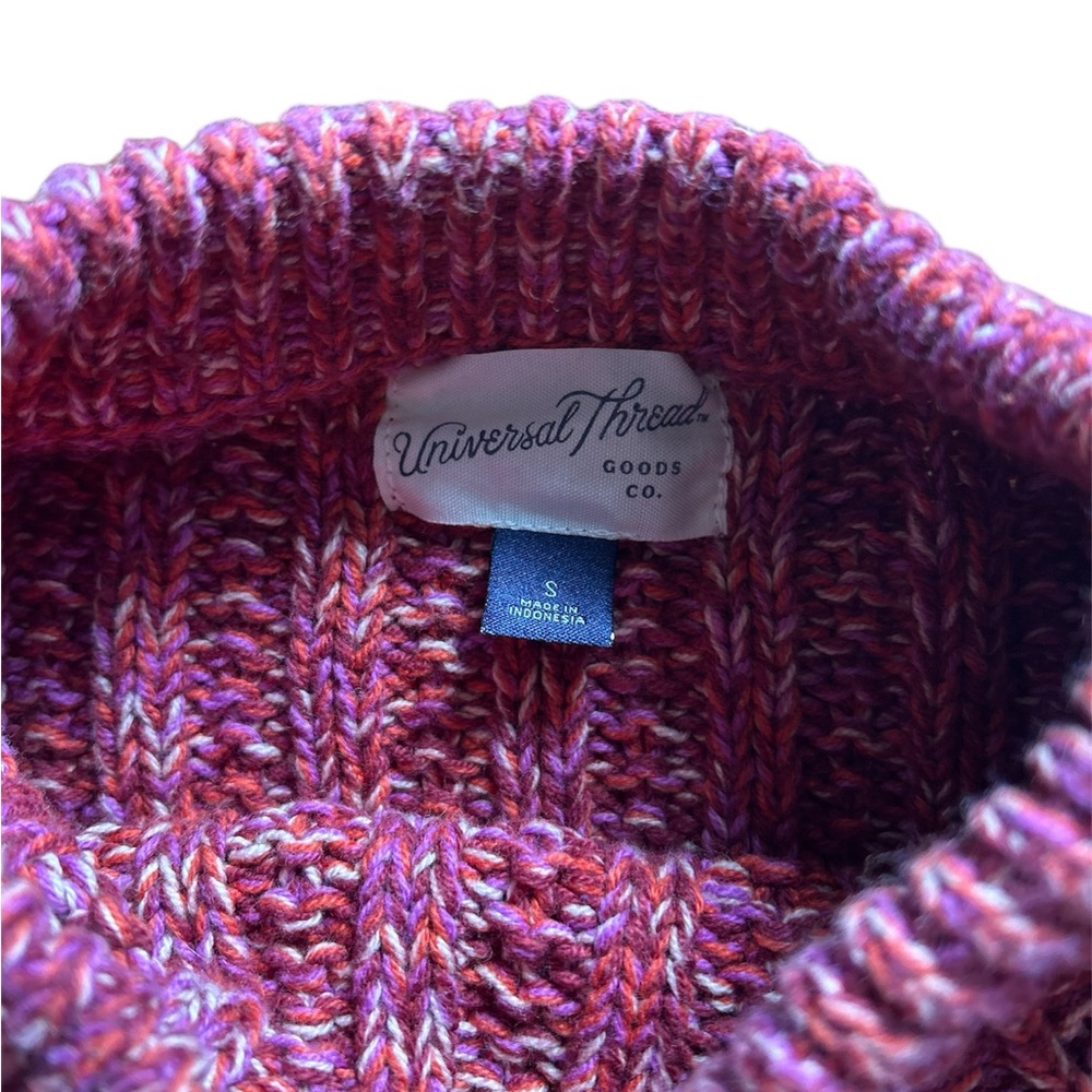 Universal Thread Small Sweater - Picture 2 of 2